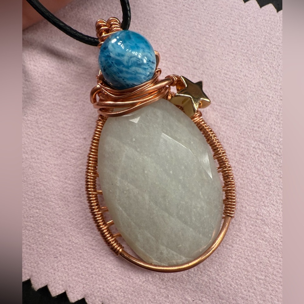 Elegant Copper Wire Wrapped Pendant Necklace